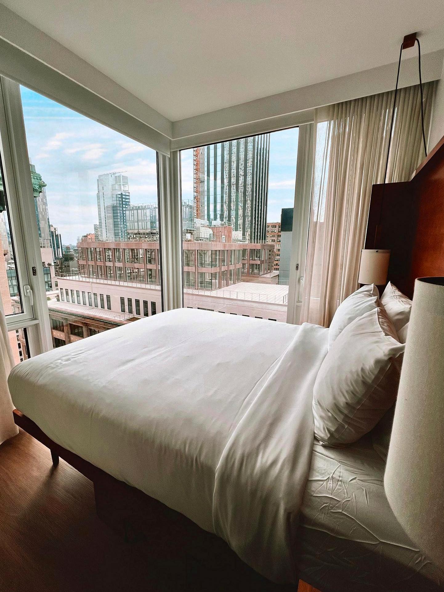 Brightvibes Panorama Suite overlooking Auckland
