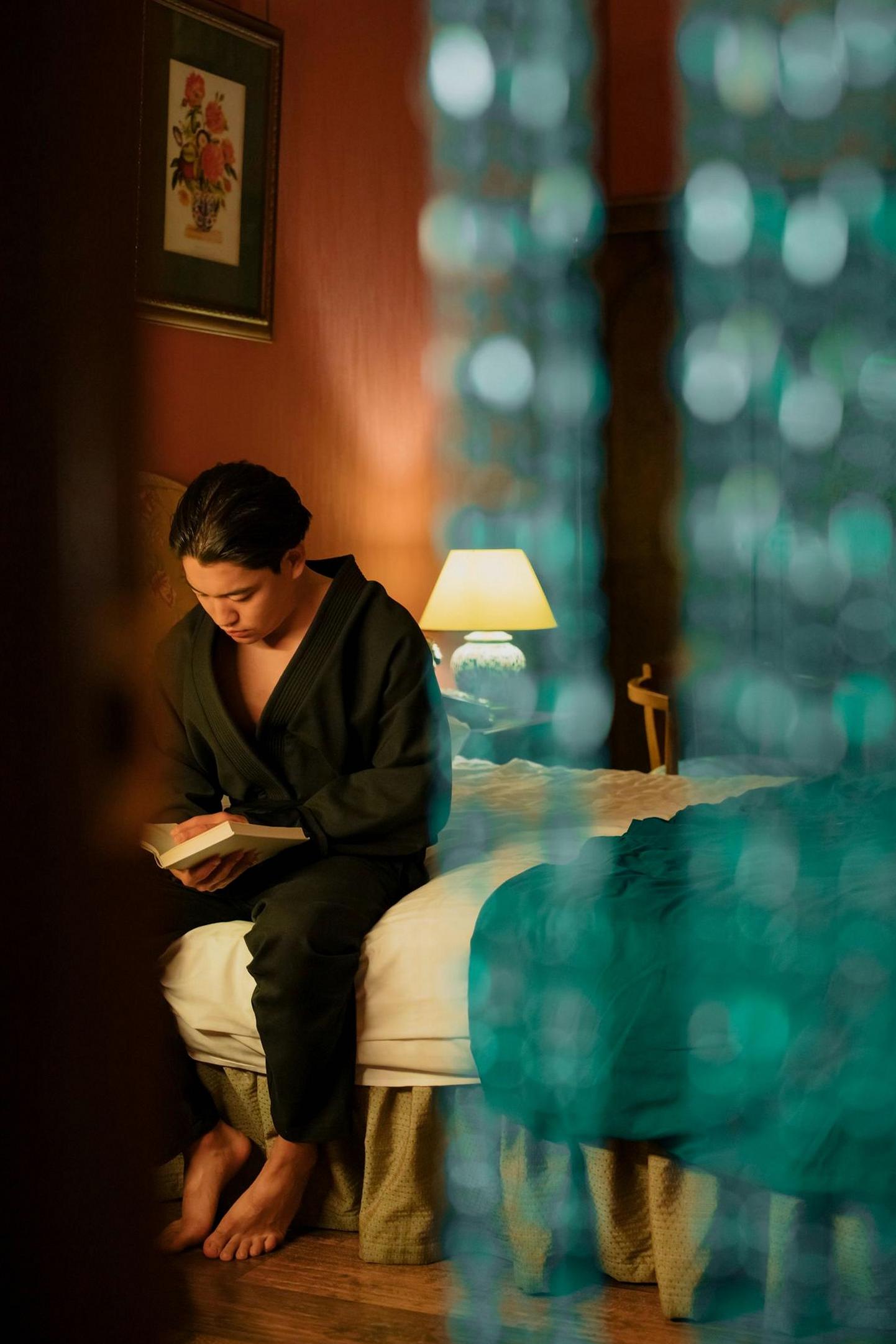 Guest relaxing in a hotel room